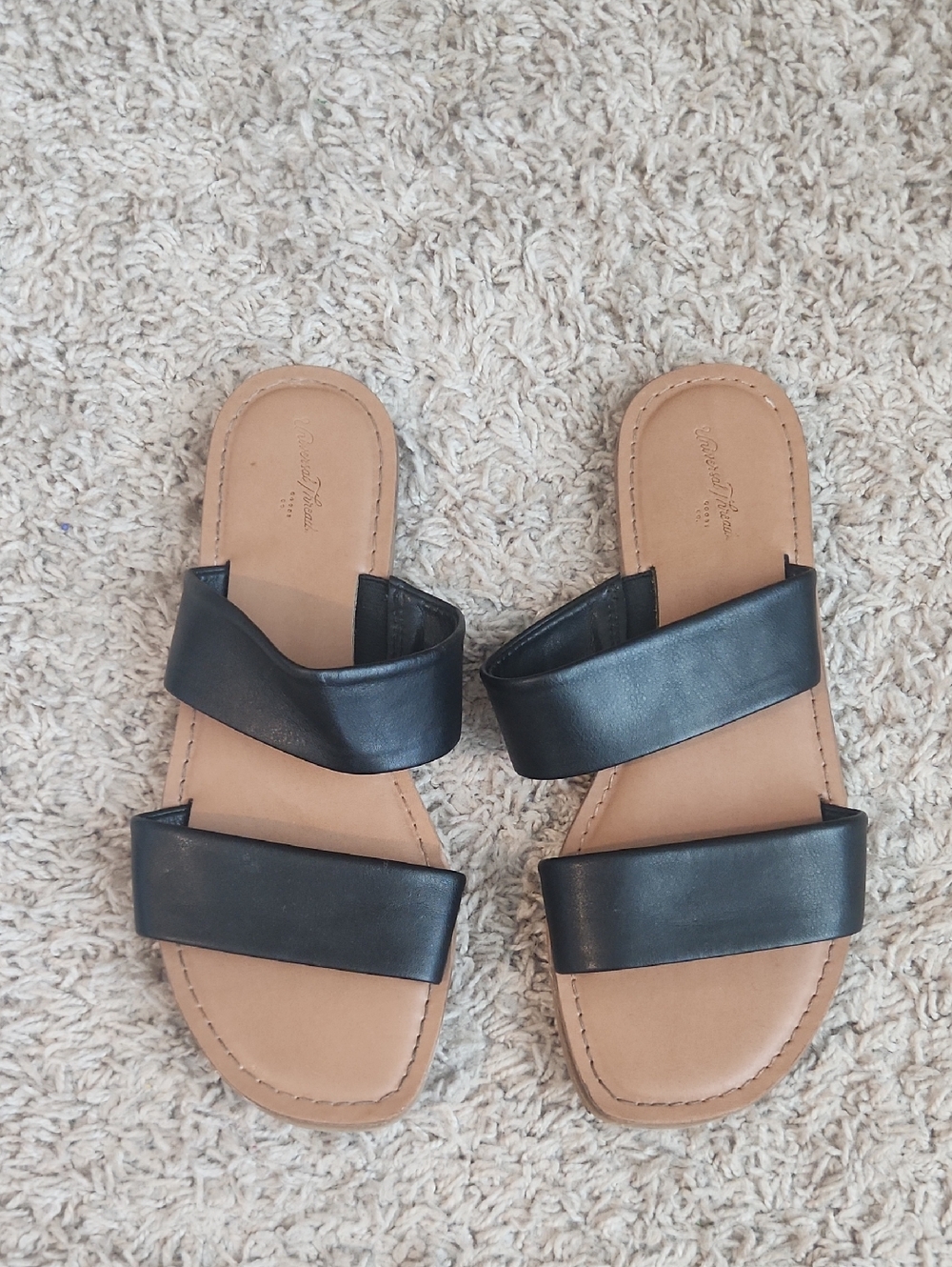Universal Thread Black Sandals